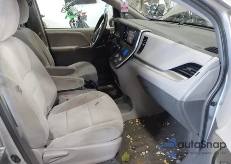 2017 Toyota Sienna Le 8 Passenger from USA, damaged, VIN 5TDKZ3DC3HS796885